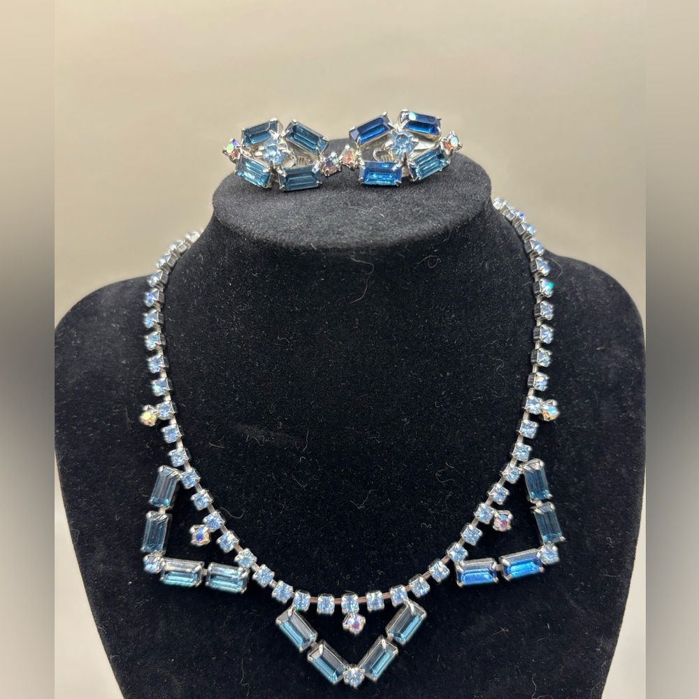 Vintage 2 Tone Blue Rhinestone 12” Choker Necklace & Clip Earrings